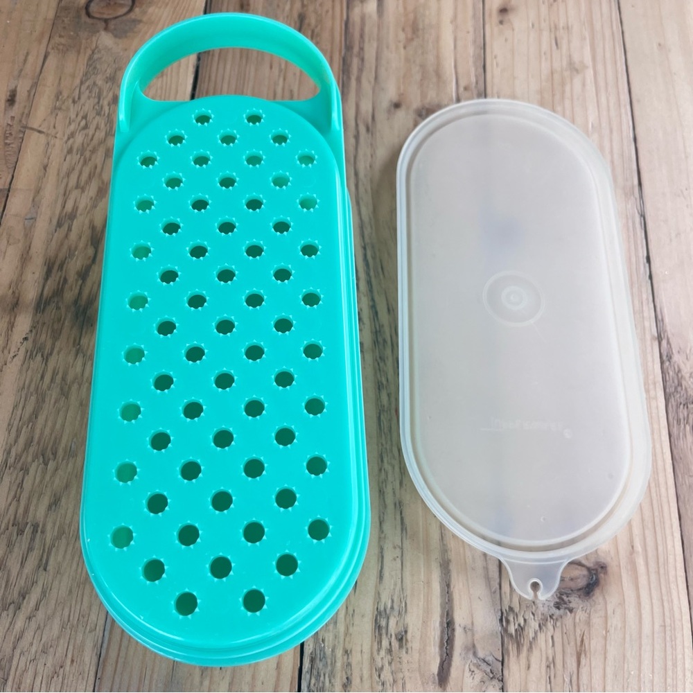 Jadeite Tupperware Cheese Grater Container with Lid 3 Pieces - Picture 6 of 10